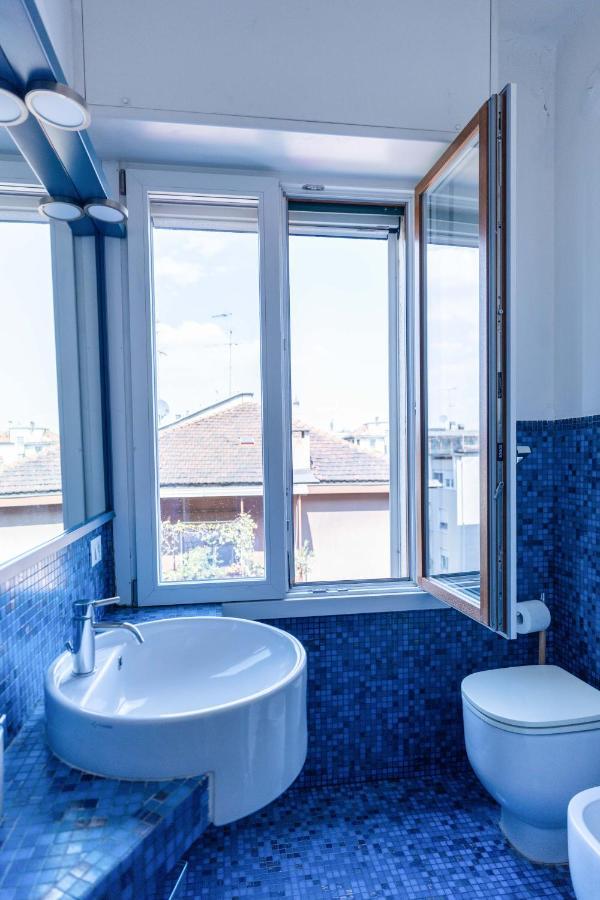 Milan Flat 5 Min From Duomo With Park For Small Cars ภายนอก รูปภาพ