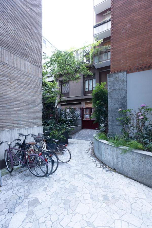 Milan Flat 5 Min From Duomo With Park For Small Cars ภายนอก รูปภาพ